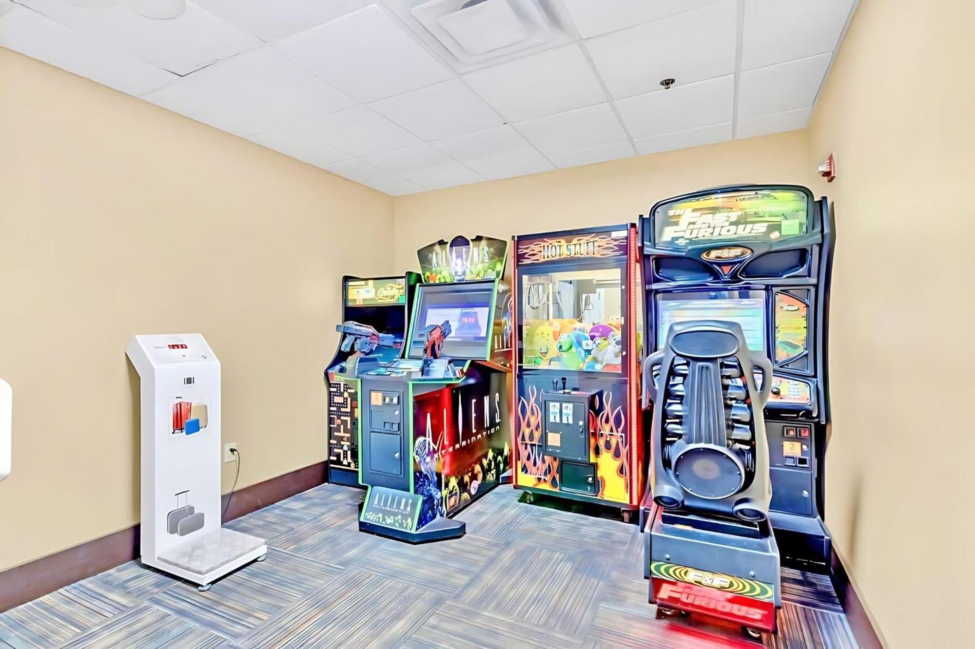1Br Apartment Near Disney W Pool Hot Tub Arcade Орландо Екстериор снимка